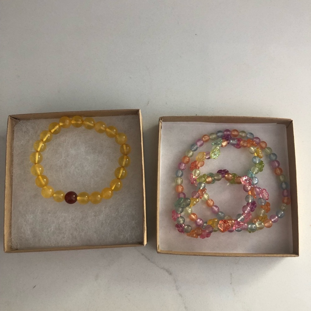 NWOT Necklace and Bracelet Bundle